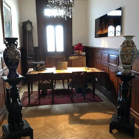 Guest house La Du Chateau Belloy 3*
