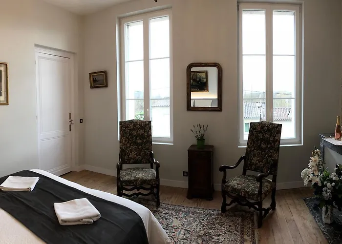 Penzion La Du Chateau Belloy 4*