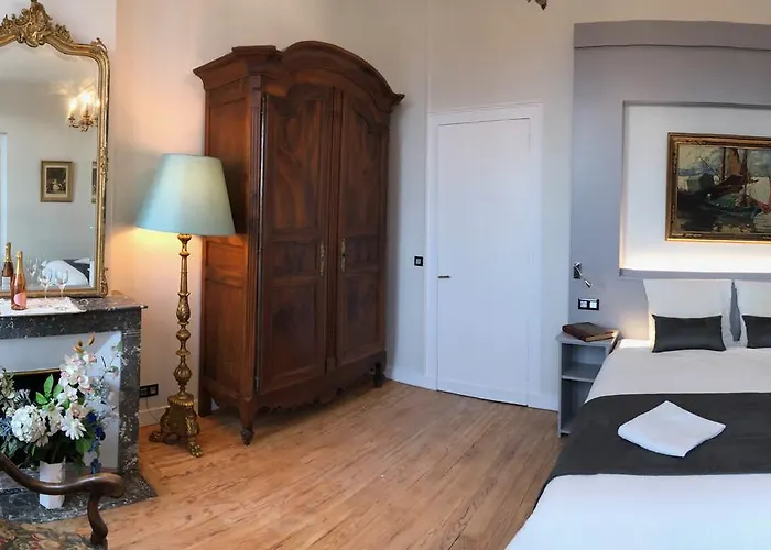 Penzion La Du Chateau Belloy 4*